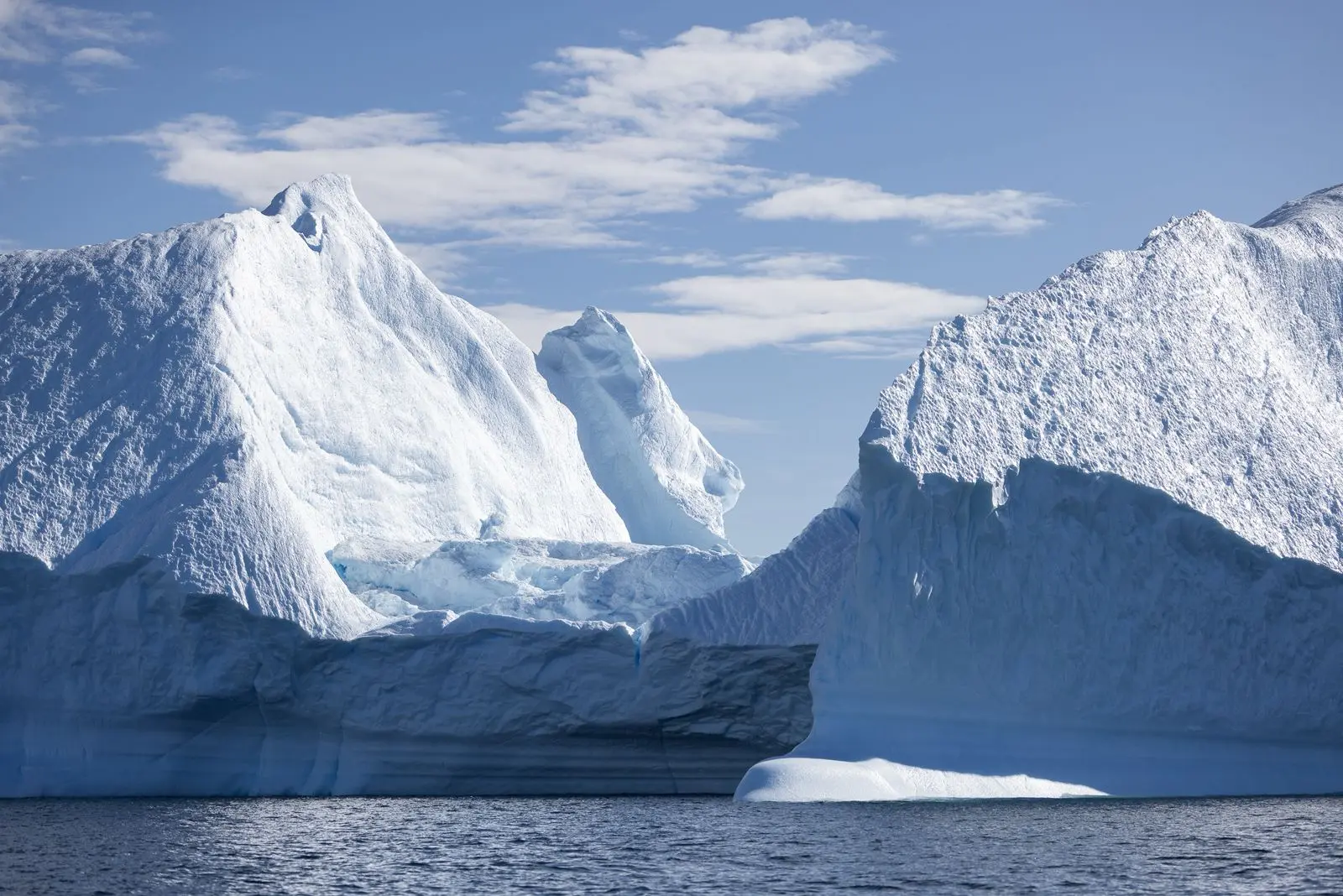Sculpted icebergs